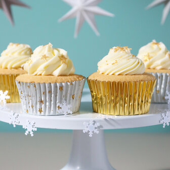 PME Kerst Cupcake Vormpjes&nbsp;- Gouden Sterren (60 stuks)