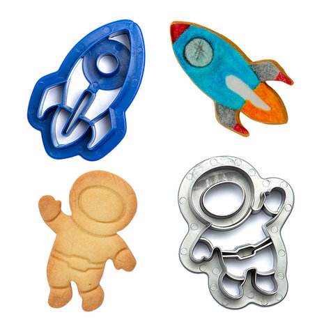 Decora Plastic Cookie Cutters Space Set/2